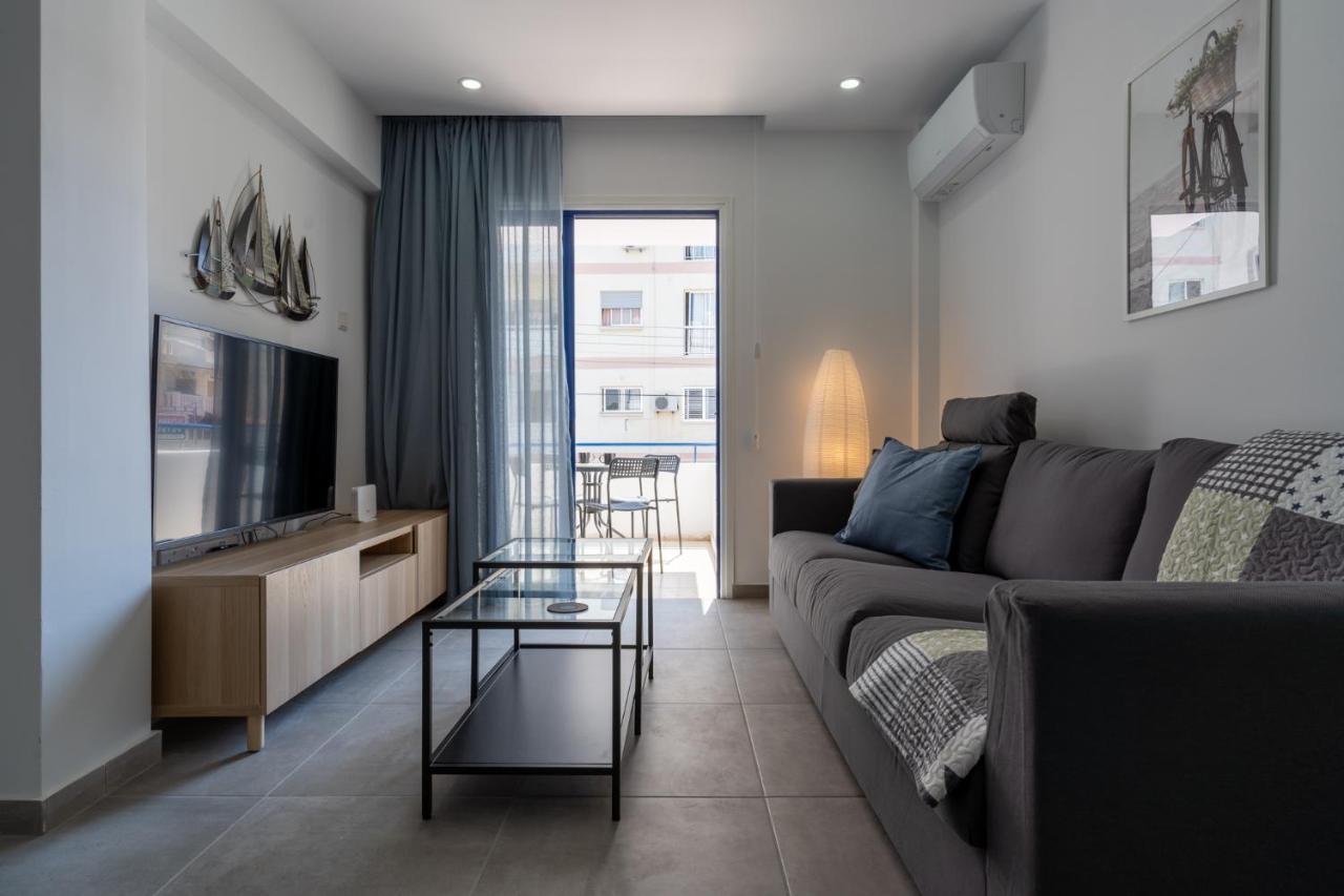 Odyssey - Captivating 2-Bedroom Retreat In Larnaca Dış mekan fotoğraf