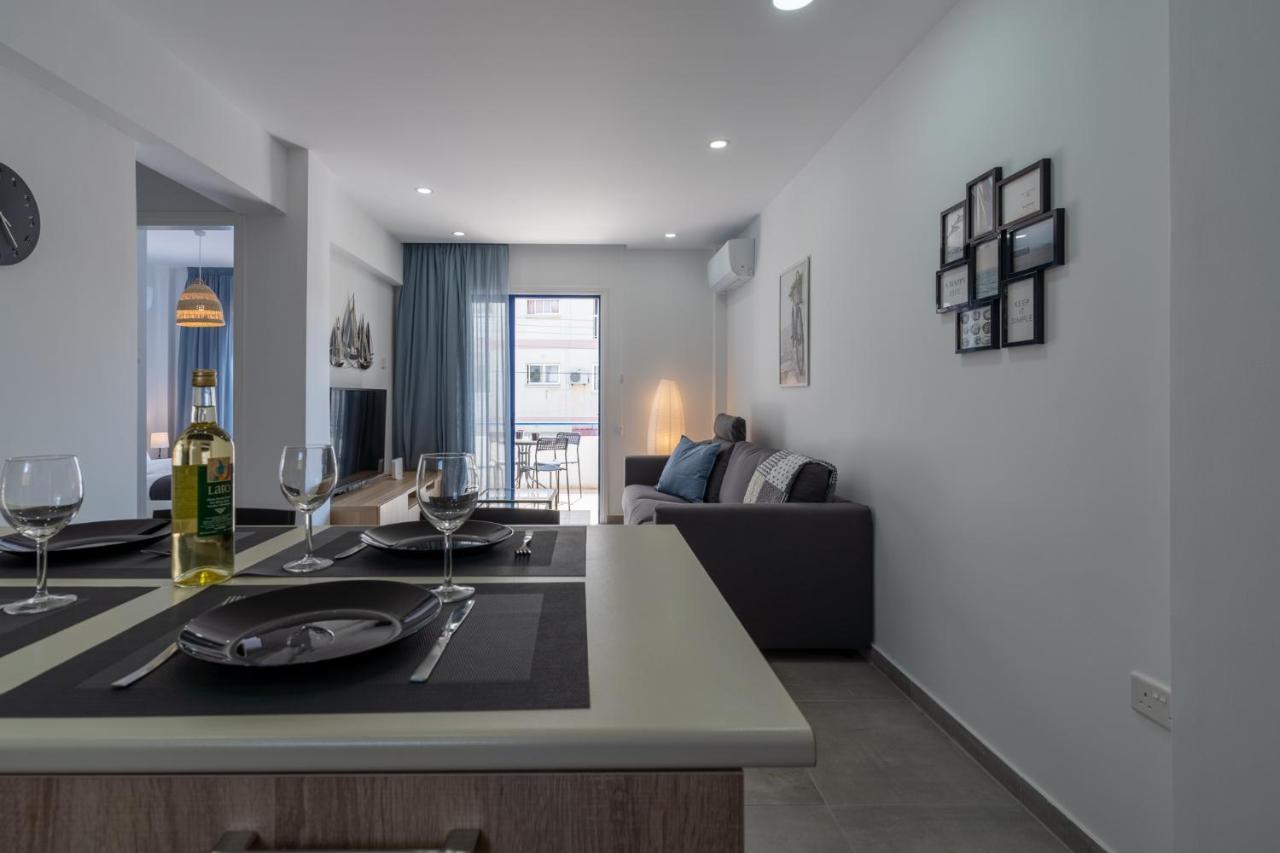Odyssey - Captivating 2-Bedroom Retreat In Larnaca Dış mekan fotoğraf